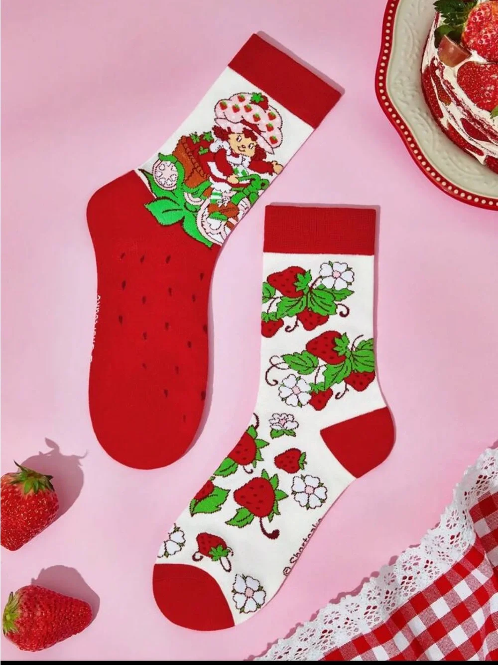 Strawberry Shortcake playful cute